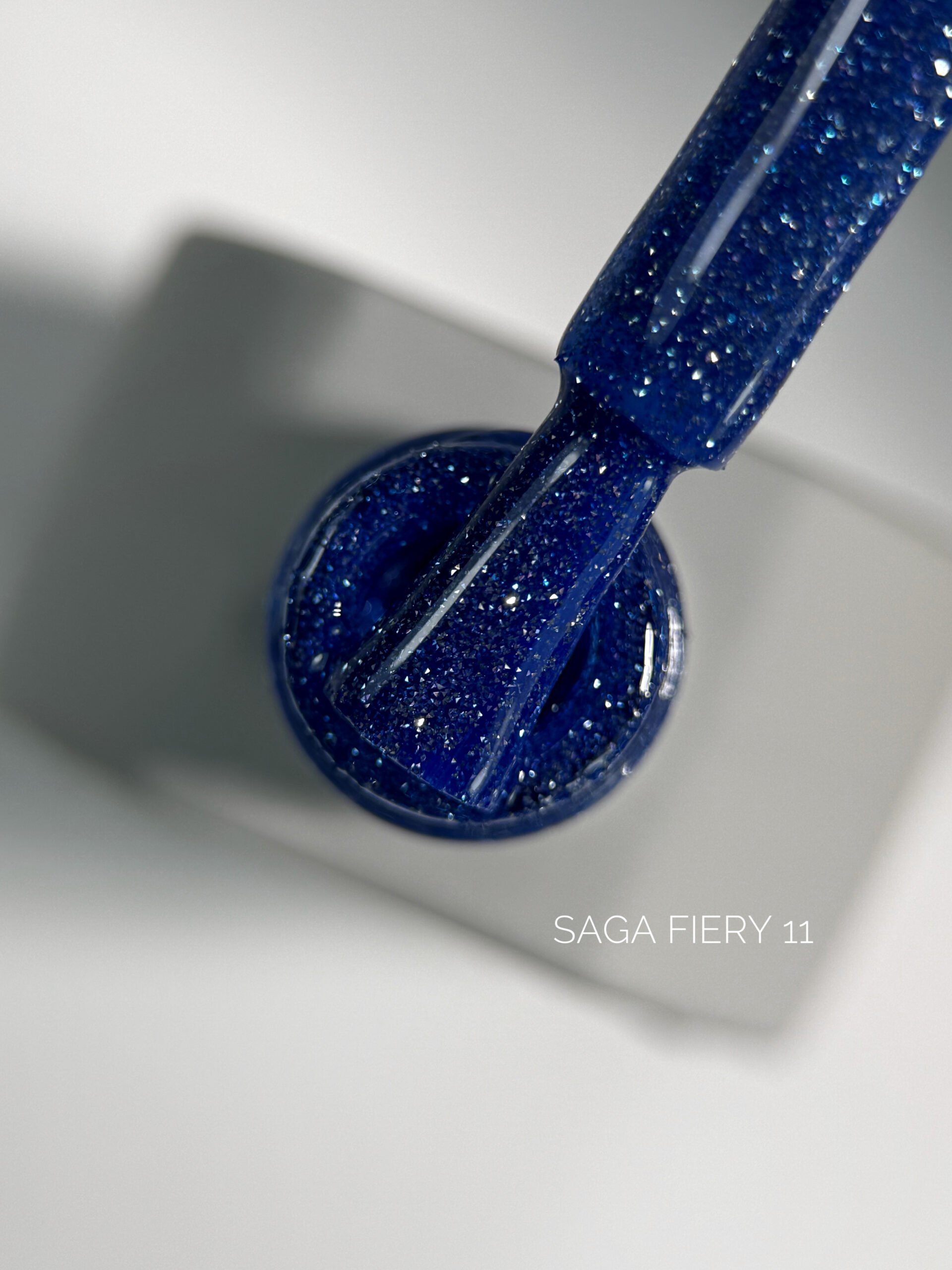 SAGA Professional Fiery gel №11, 10 мл