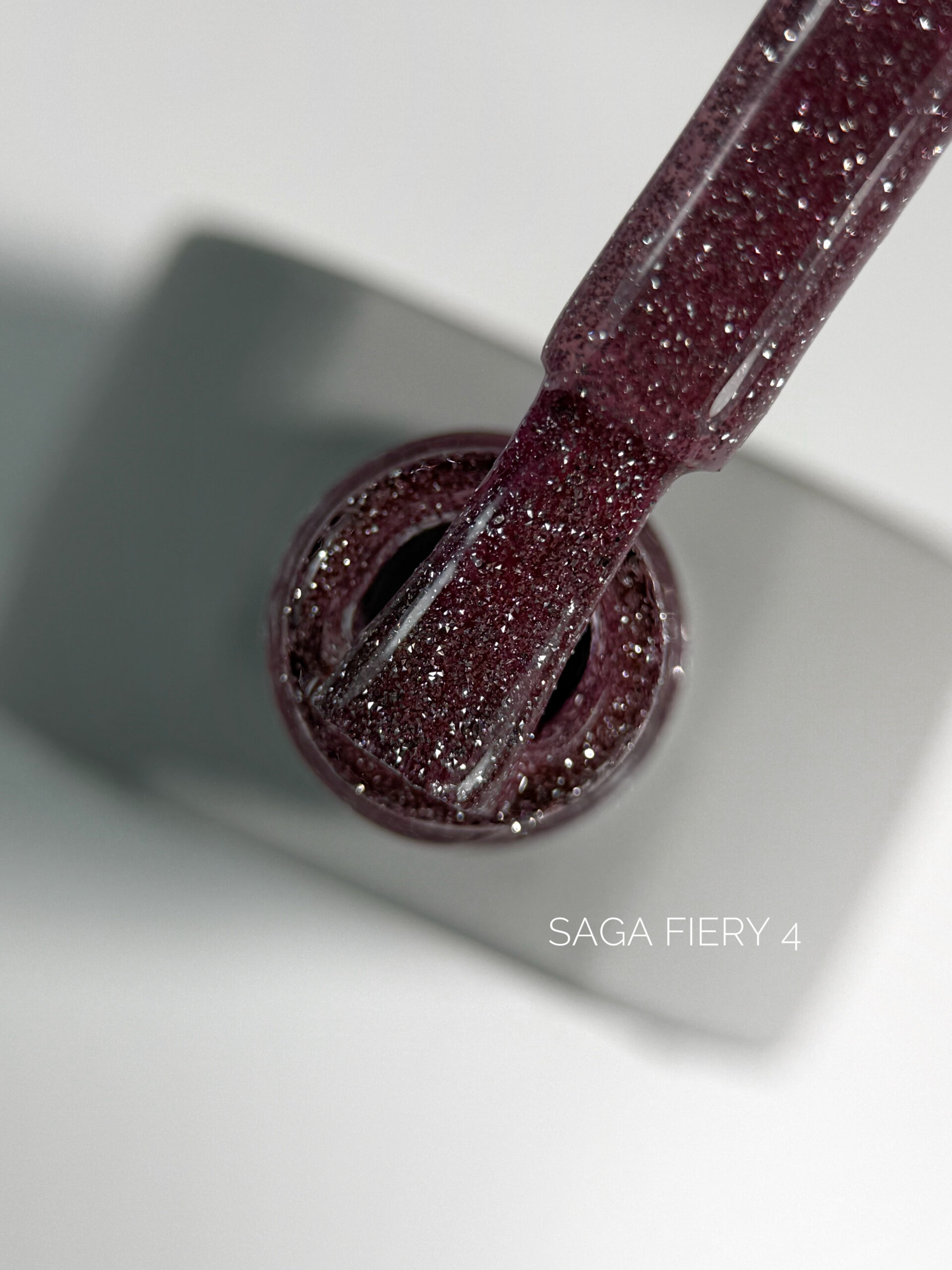 SAGA Professional Fiery gel №04, 10 мл