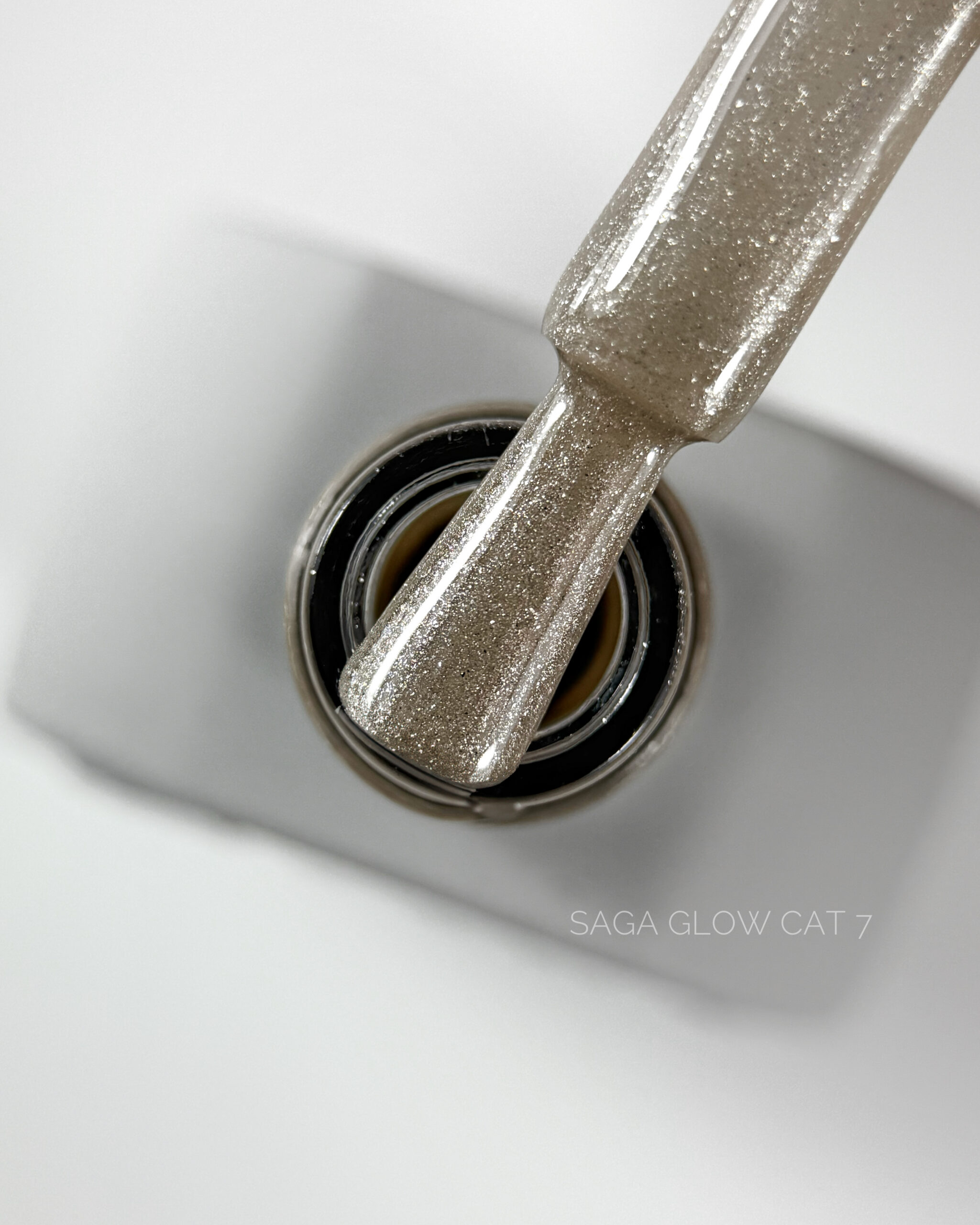 SAGA Professional Glow cat №07, 10 мл