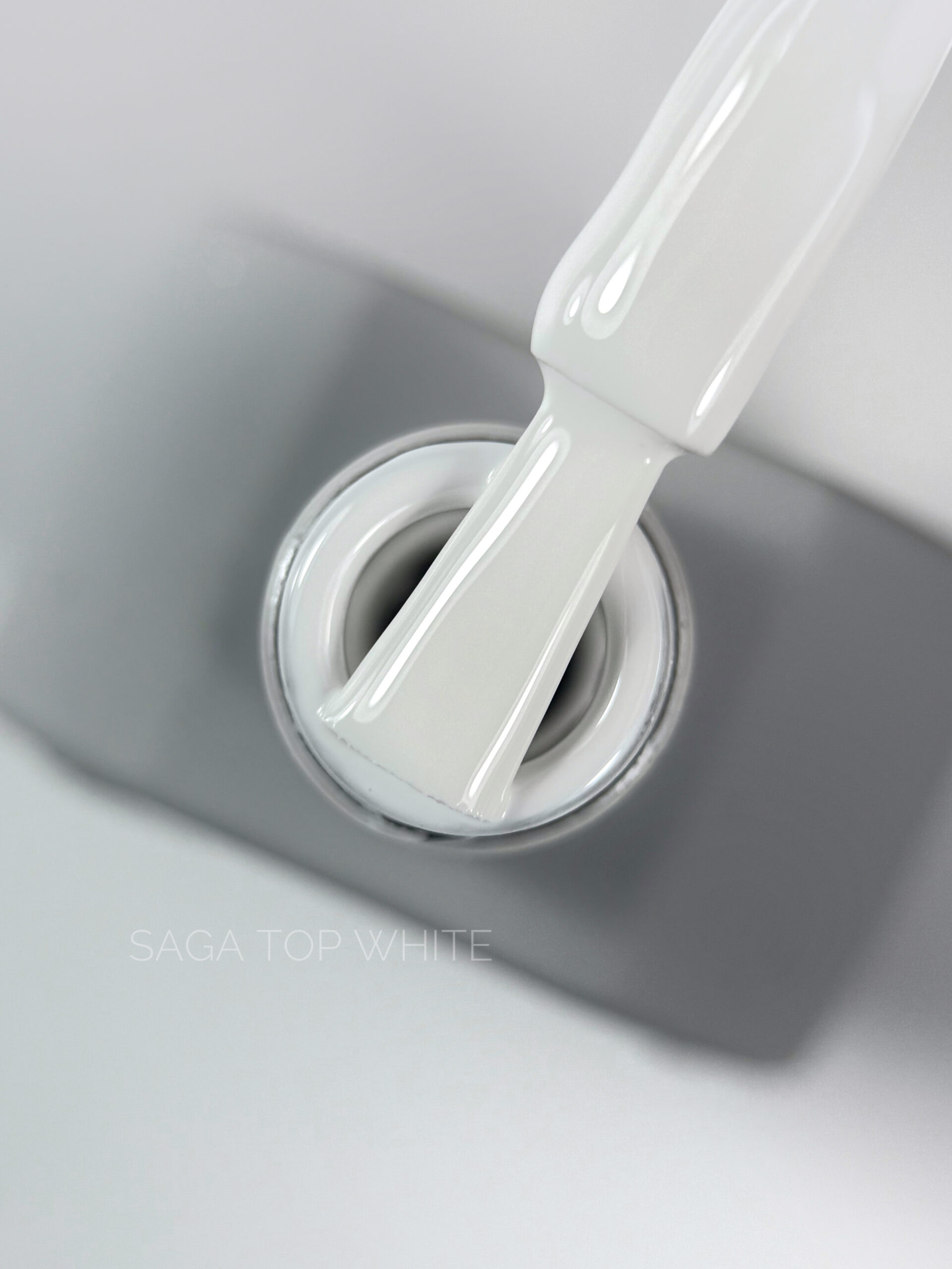 SAGA Professional White top, білий 10 мл